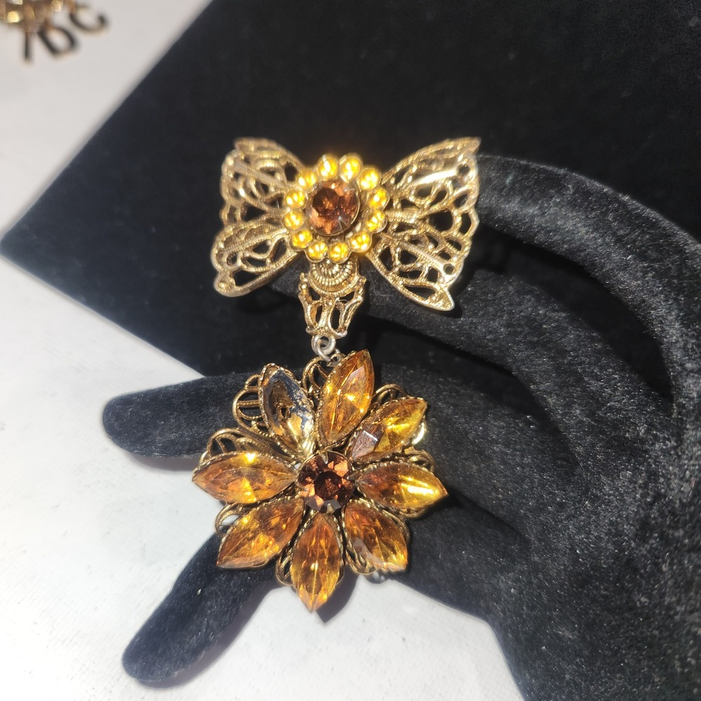 Vintage Amber Rhinestone Bow Flower Drop Brooch Gold Tone Filigree Articulated